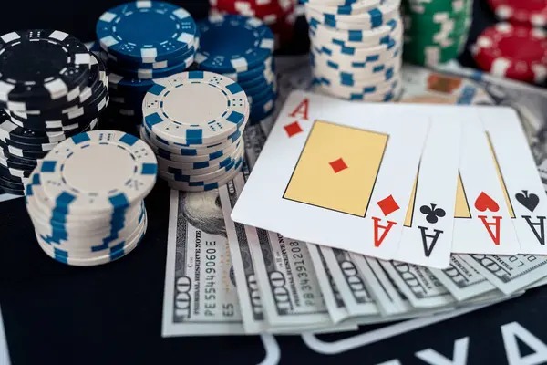 Result and settlement display Dice roll result and bet settlement on jalawin
